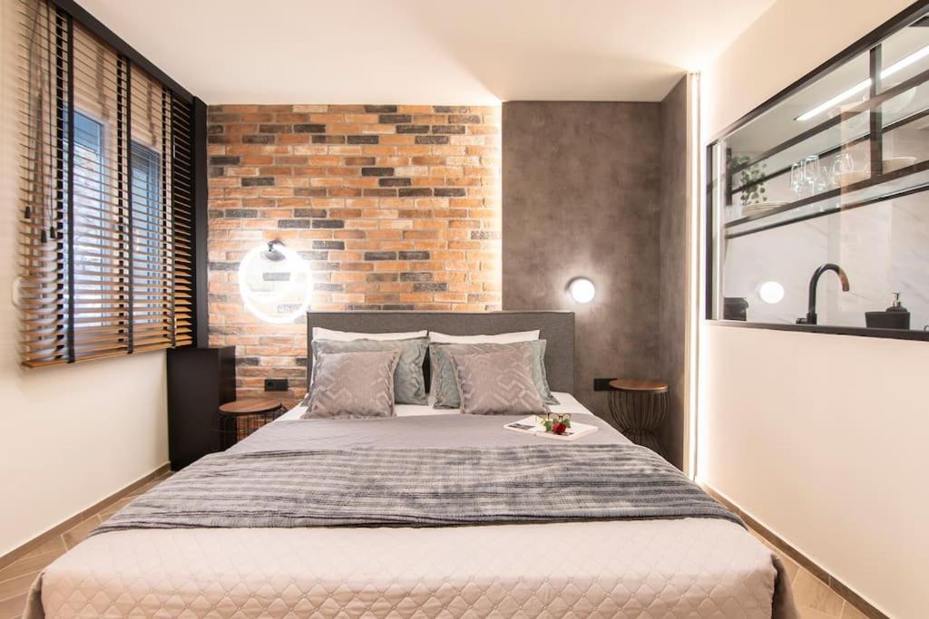 Almasi Luxury Suites Marquise 알렉산드로폴리스 외부 사진