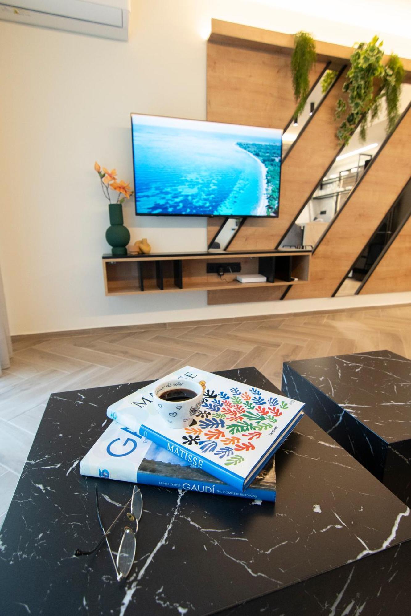 Almasi Luxury Suites Marquise 알렉산드로폴리스 외부 사진
